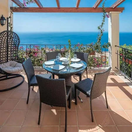Bougainvillea Villa *