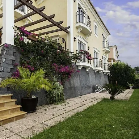 Bougainvillea * Palheiro Ferreiro